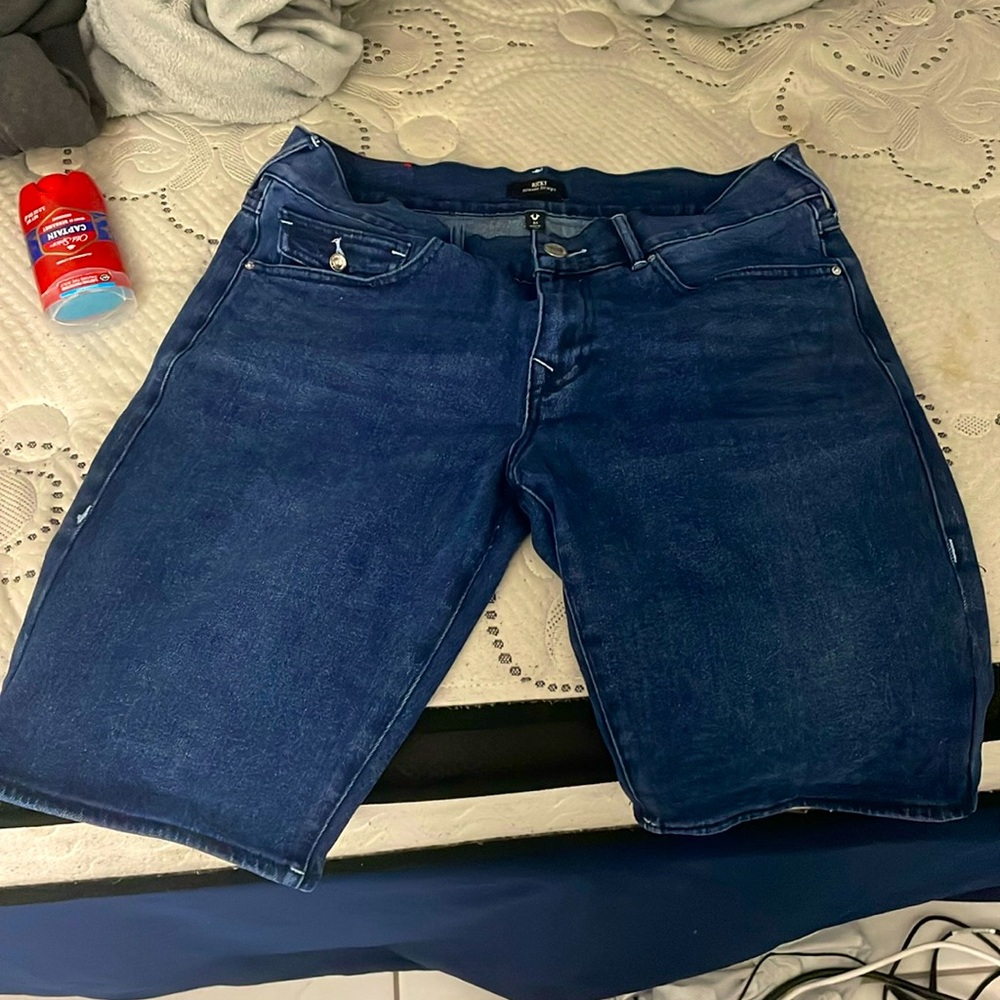 Selling true religion Jean shorts size 34